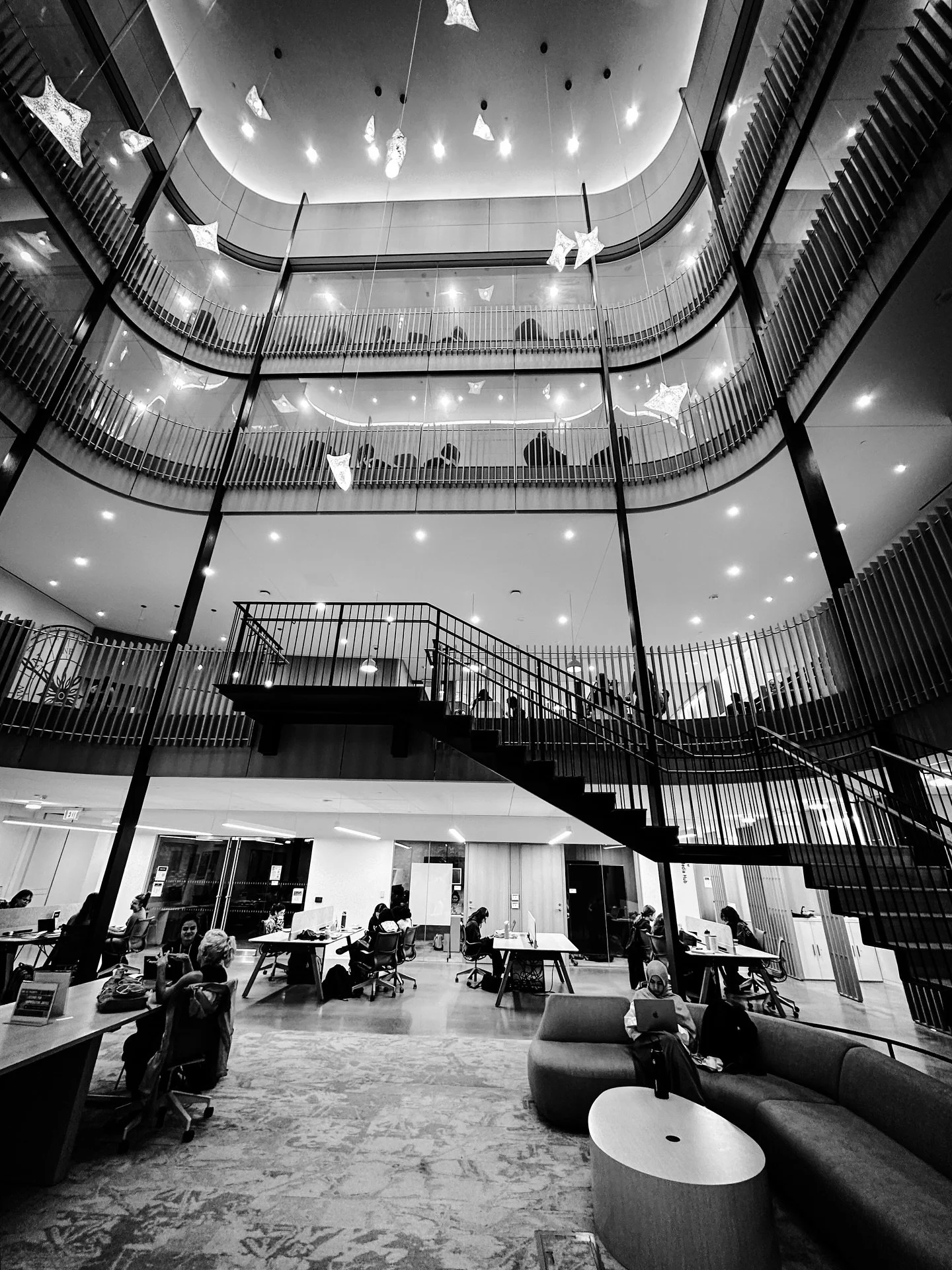 Architecture dreams #architechture #blackandwhite #blacknwhitephotography #architectural #library #libraries #silhouette #silhouettes