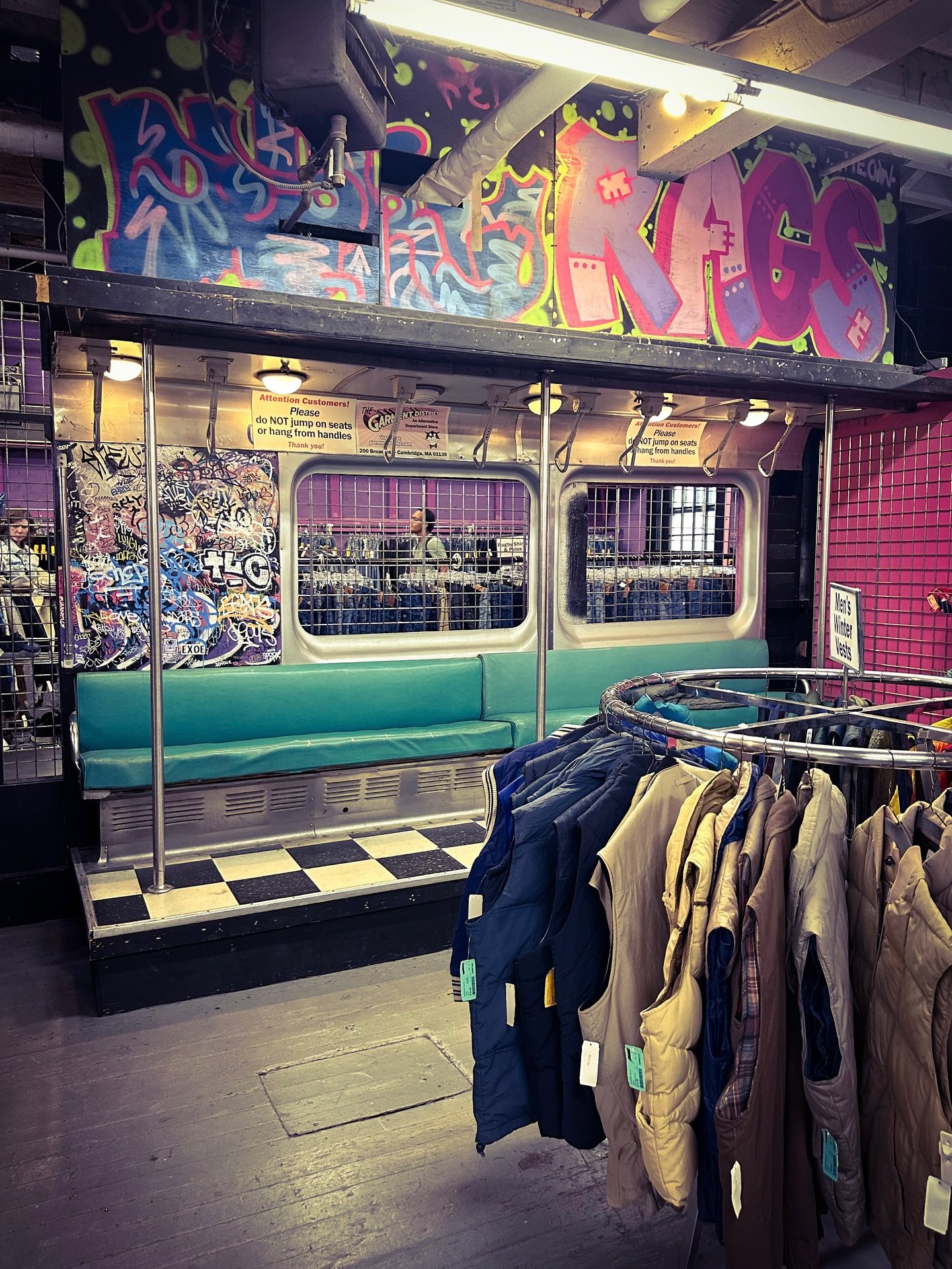 More from @garmentdistrict #colors #vintage #retro #retrovibe #vintagestyle #clothes #vintageclothing #colorphotography