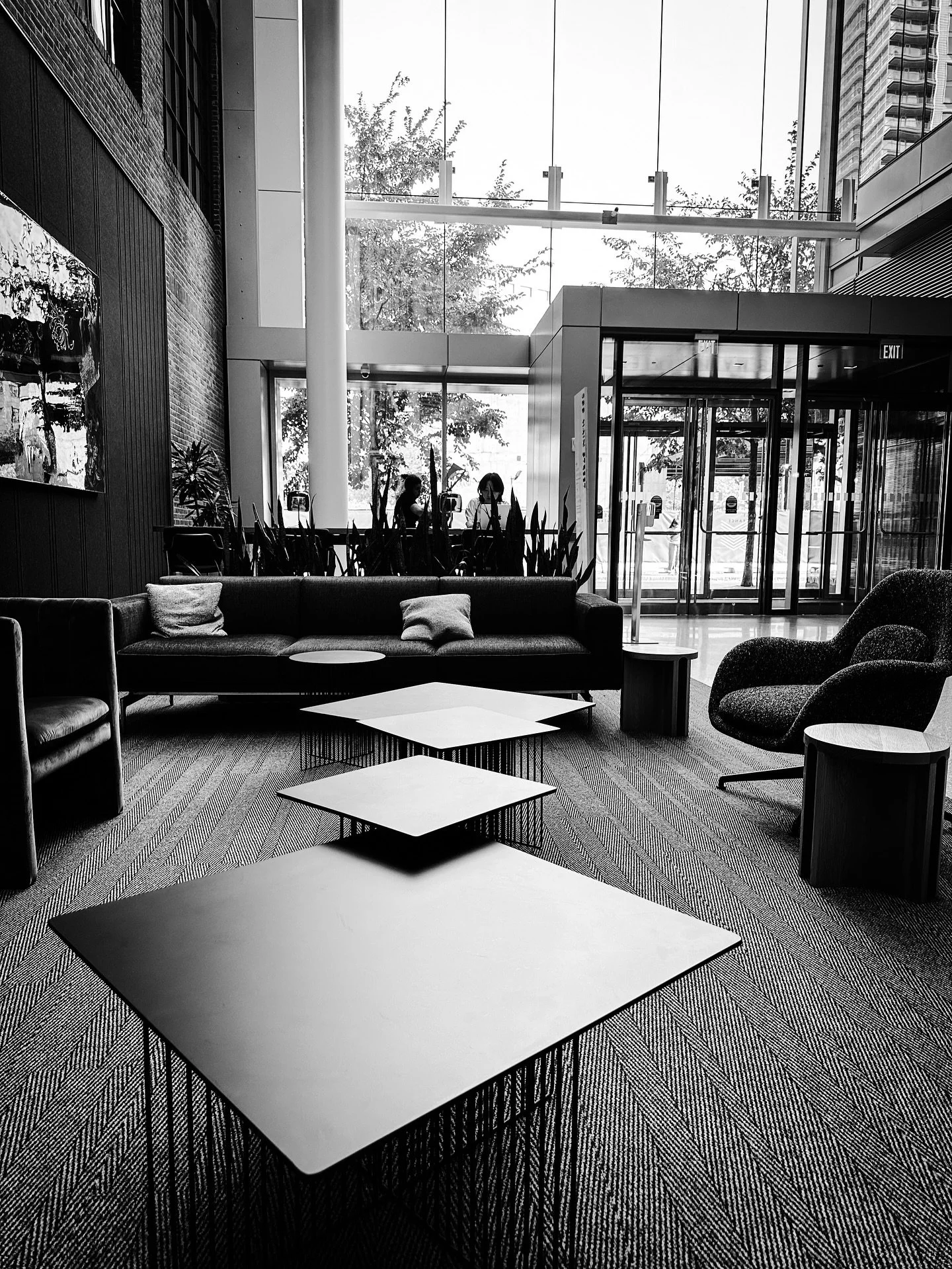 City cafe #cafe #architecture #cafes #boston #blackandwhite #blackandwhitephotography #architecture