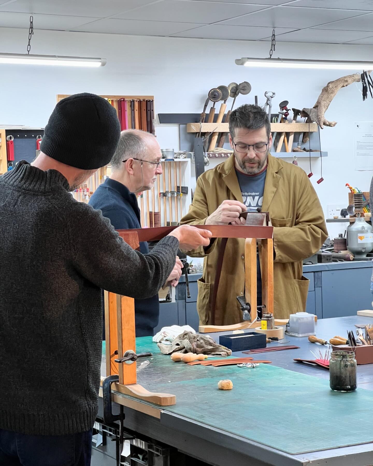 Another great belt making workshop. 
@woodingsyardstudios @woodingsyard 

Give a workshop as a gift. 
We offer Beltmaking , leather wallet making and book cover/sleeve making workshops.

#leatherwork #leathercraft #leathermaking