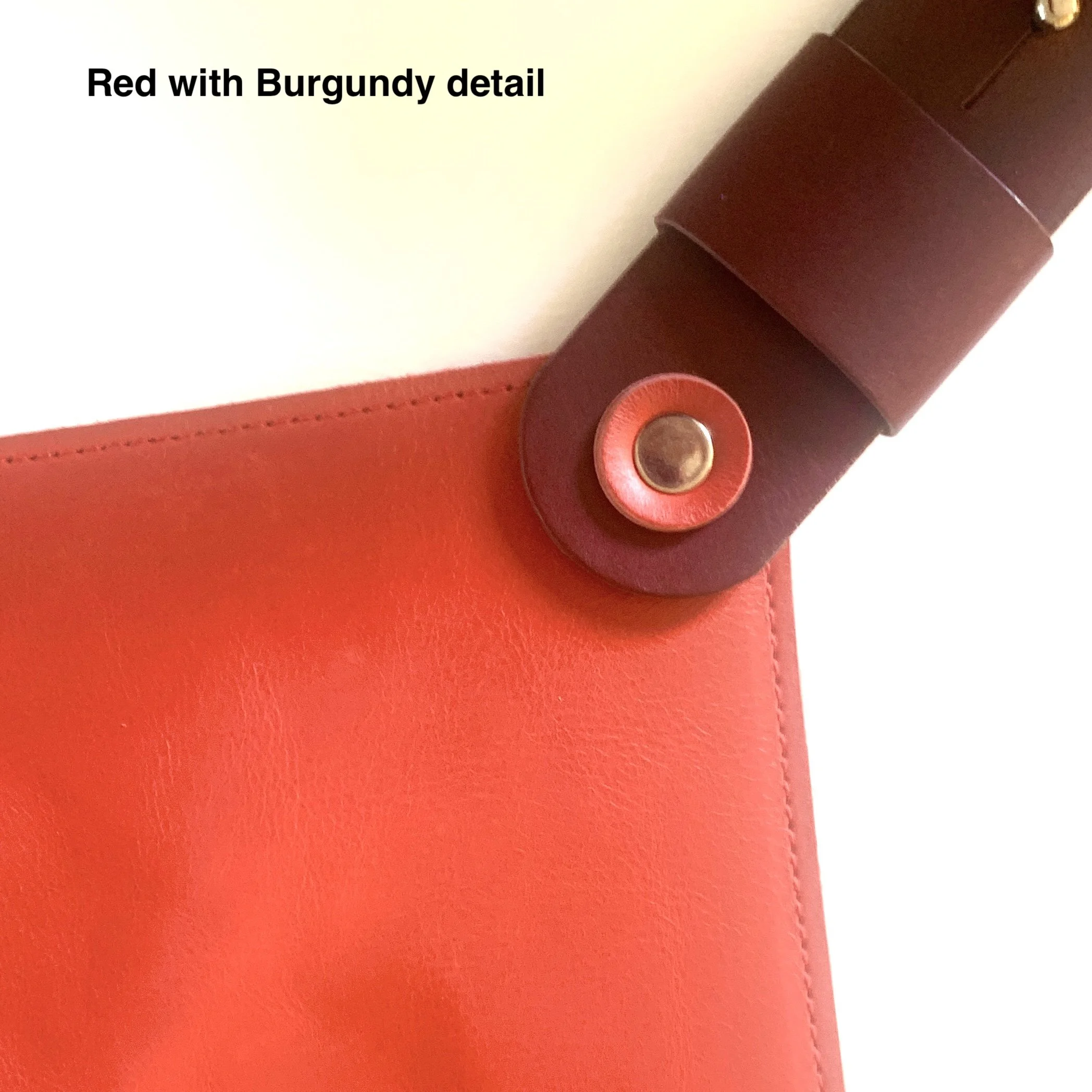 Hobo slouch bag by johny red with burgundy detail.JPG