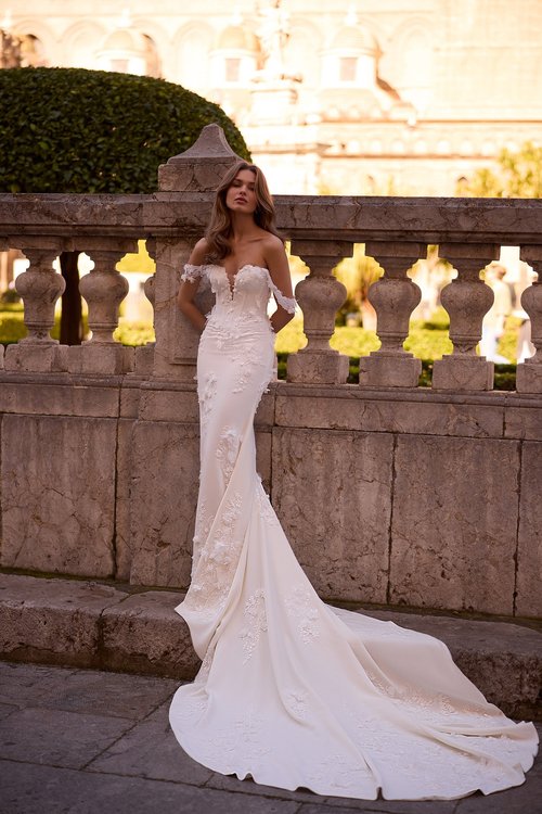 Sheath Wedding Dresses