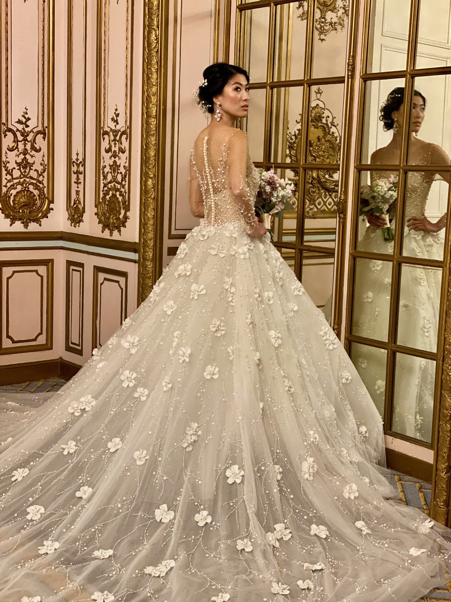 Princess Wedding Dresses: 18 Styles For FairyTale Celebration | Princess  wedding dresses, Wedding dress guide, Wedding dresses lace