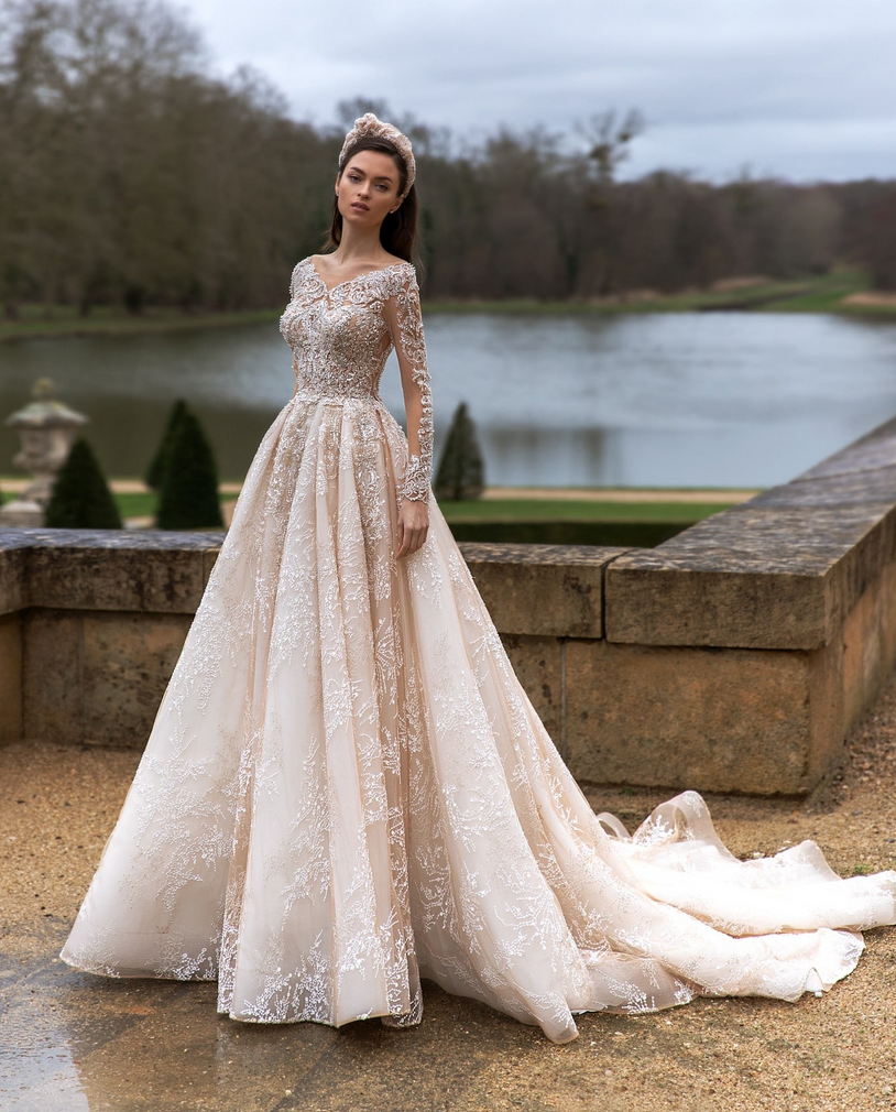 Ball Gown Wedding Dress BRIDAL GOWN STUDIO Ball Gown Wedding Dress BRIDAL GOWN STUDIO