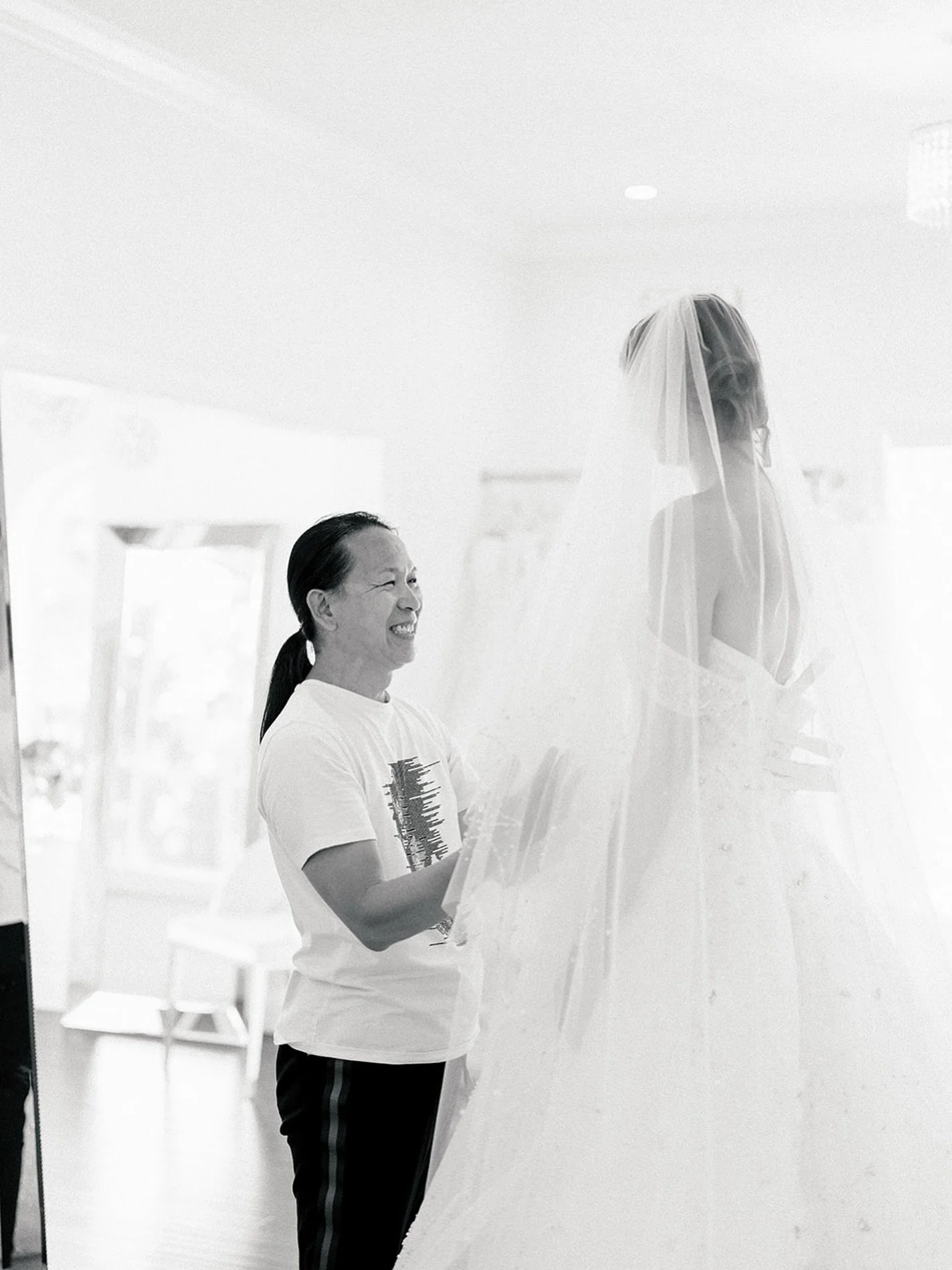 DESIGNER IN TOWN: OCT 6&ndash;13 
One week only! Book your appointment at Bridal Gown Studio Orlando to meet the designer and shop the newest gowns.

#floridabride #orlandobride #orlandowedding #weddingdresses #bridal
