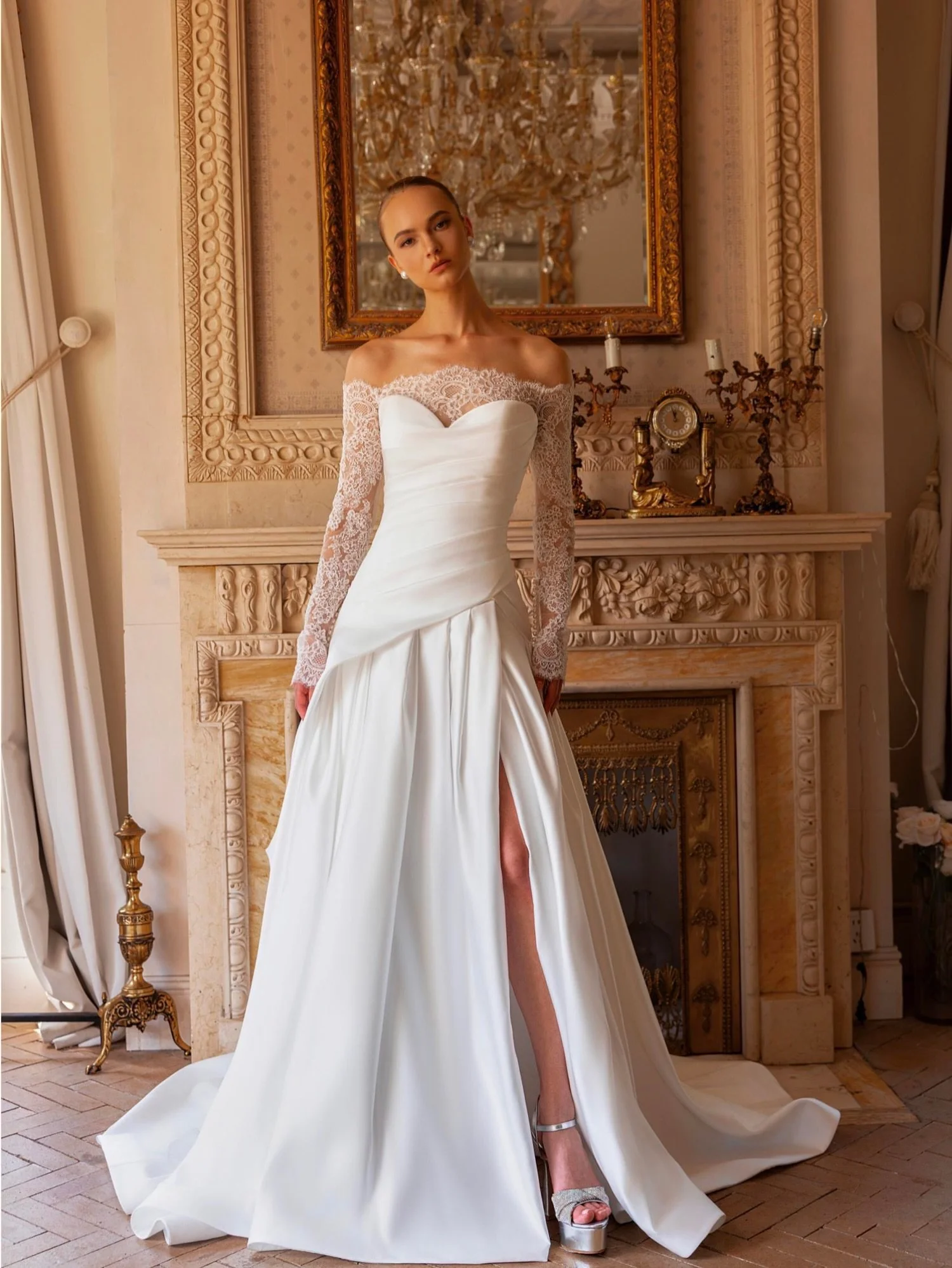 We can&rsquo;t get enough of this satin ball gown 🤍

The sweetheart neckline, sculpted waist, high slit, and sweeping train give it that perfect mix of classic bridal and modern drama. ✨

Definitely one to add to your wedding dress try-on list!

#Sa