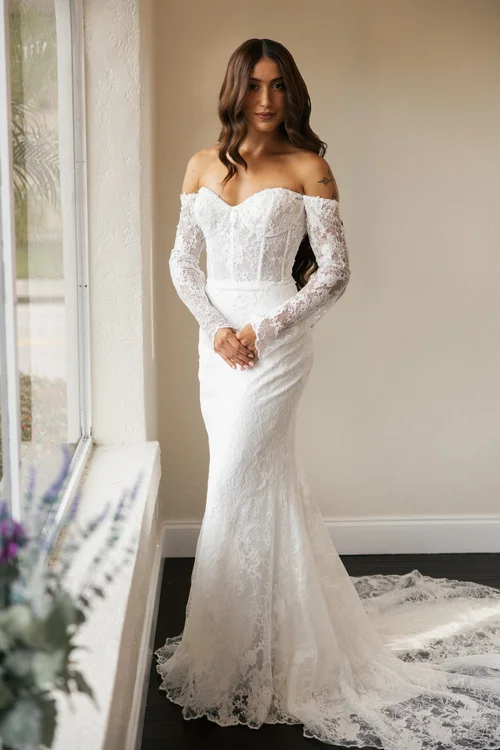 chinese dress ladies Strapless Chantilly Lace Wedding Dress with Basque Waist WB5001 – JoJo  Bridal Shop main image 1