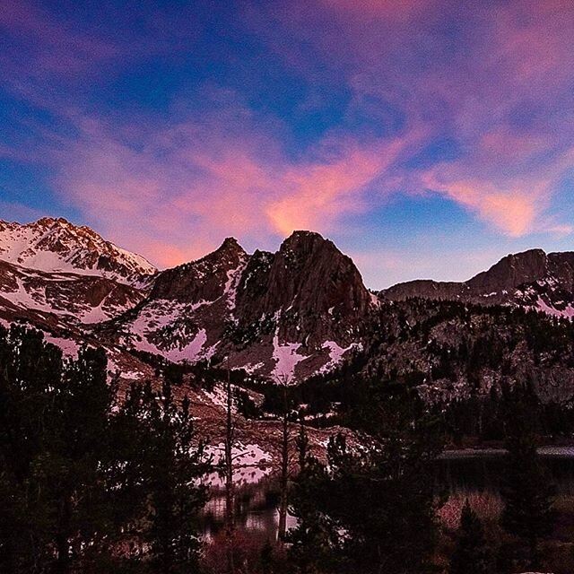 Do you believe..
In hope? 
In love?
In good people? 
In beauty?
In faith?
In magic....? #doyoubelieveinmagic #hope #sierrasunset #getoutstayout #seekthetrails #livelifeoutside #mountainlife #womeninthewild #livelifegetoutdoors #wherethewildthingsare 