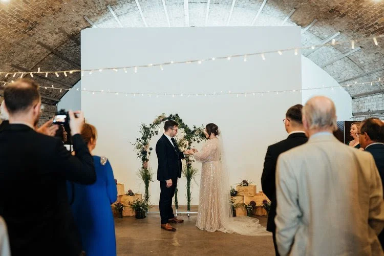 MOTEL's Tips for Planning Your Wedding: