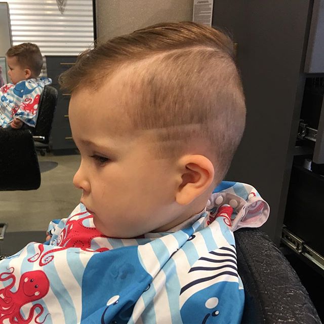 Did some steps on this lil stud! Vacation hair for sure, he will get all the ladies in Cali. #hewasntimpressed #cdasalon #voiagesalon #2yrold #themanyfacesofEmmett