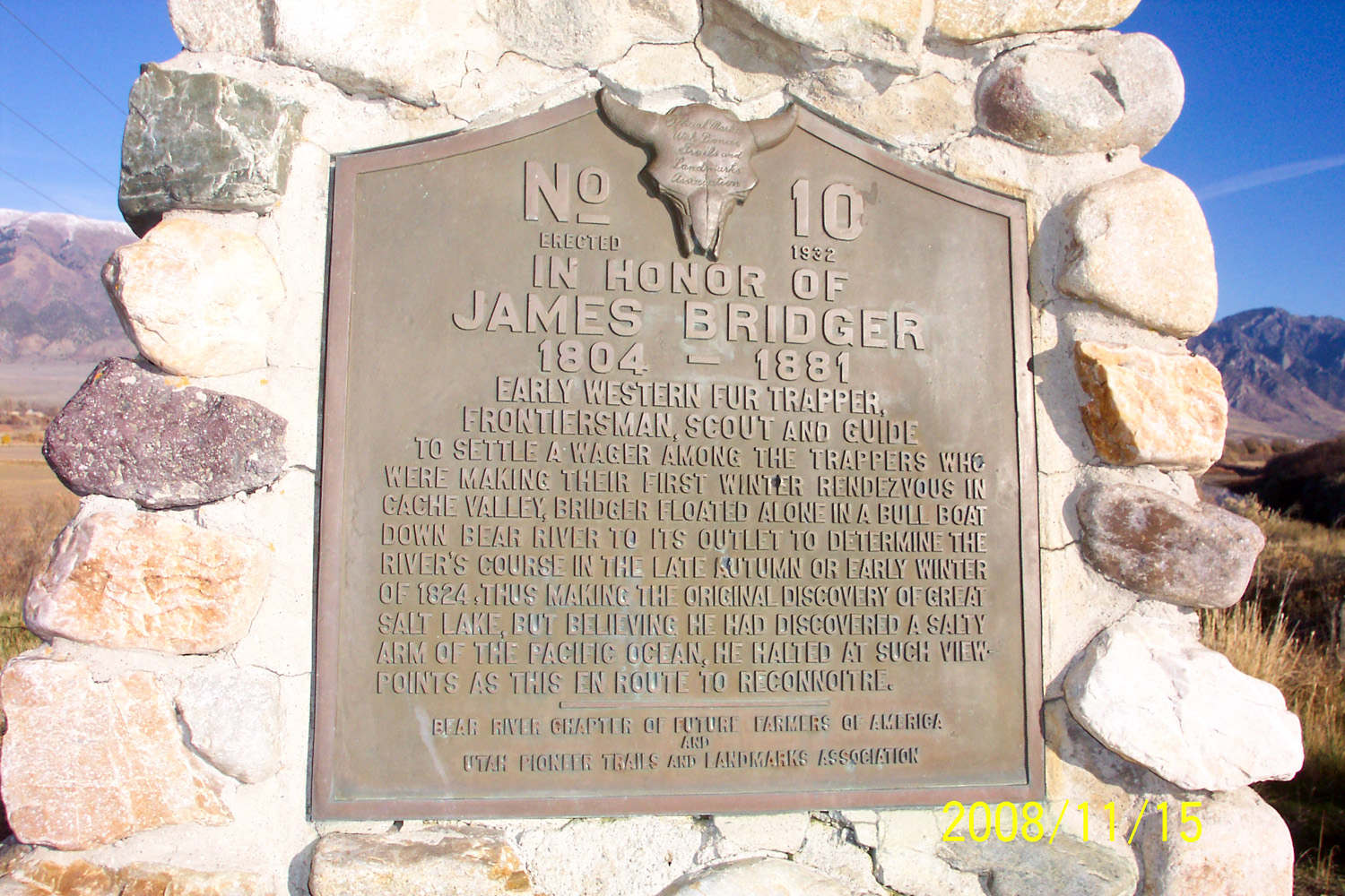 100_2889 jim bridger monument (N Ogden, UT).jpg