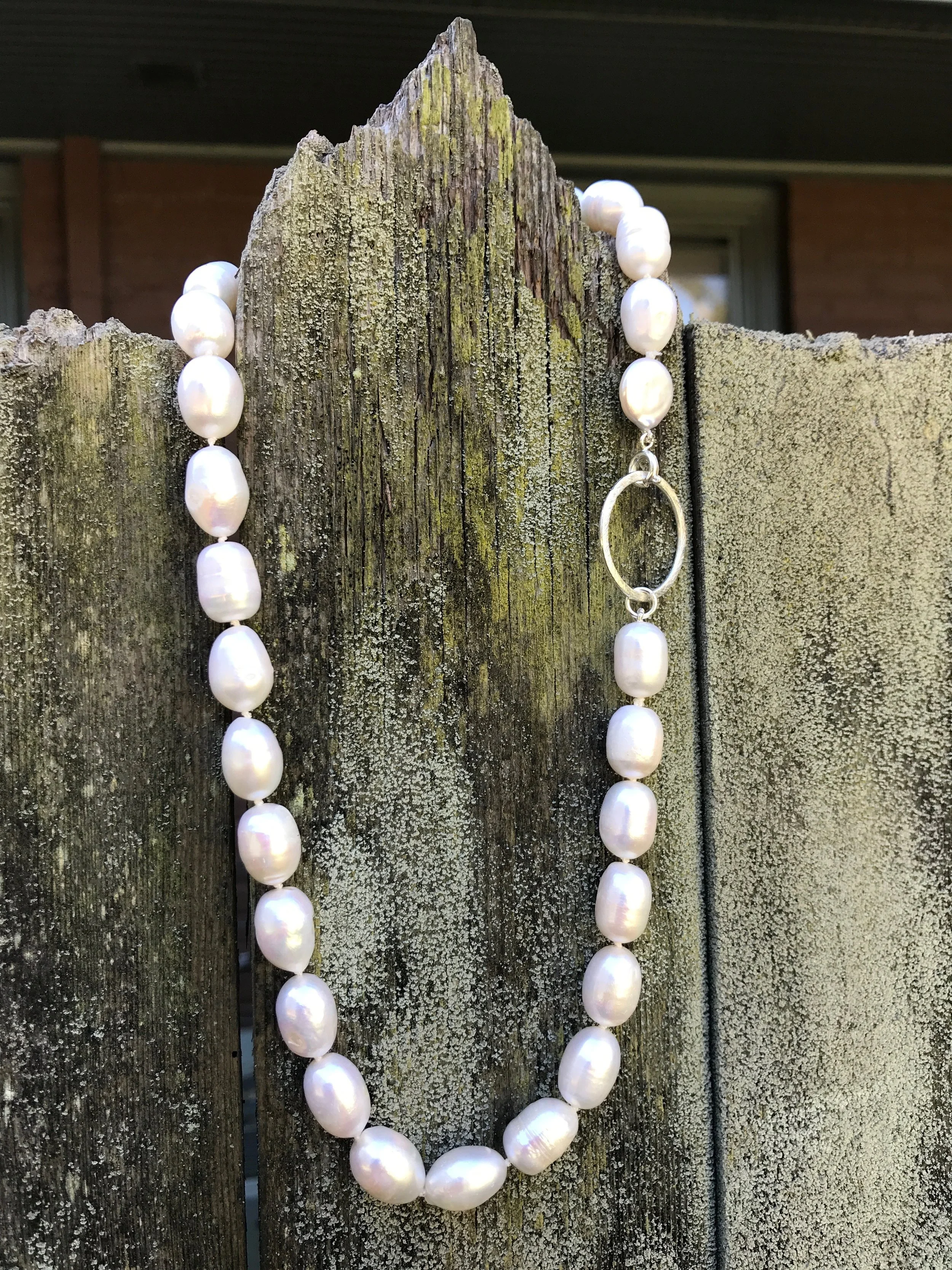 19.5 “ natural freshwater pearl necklace