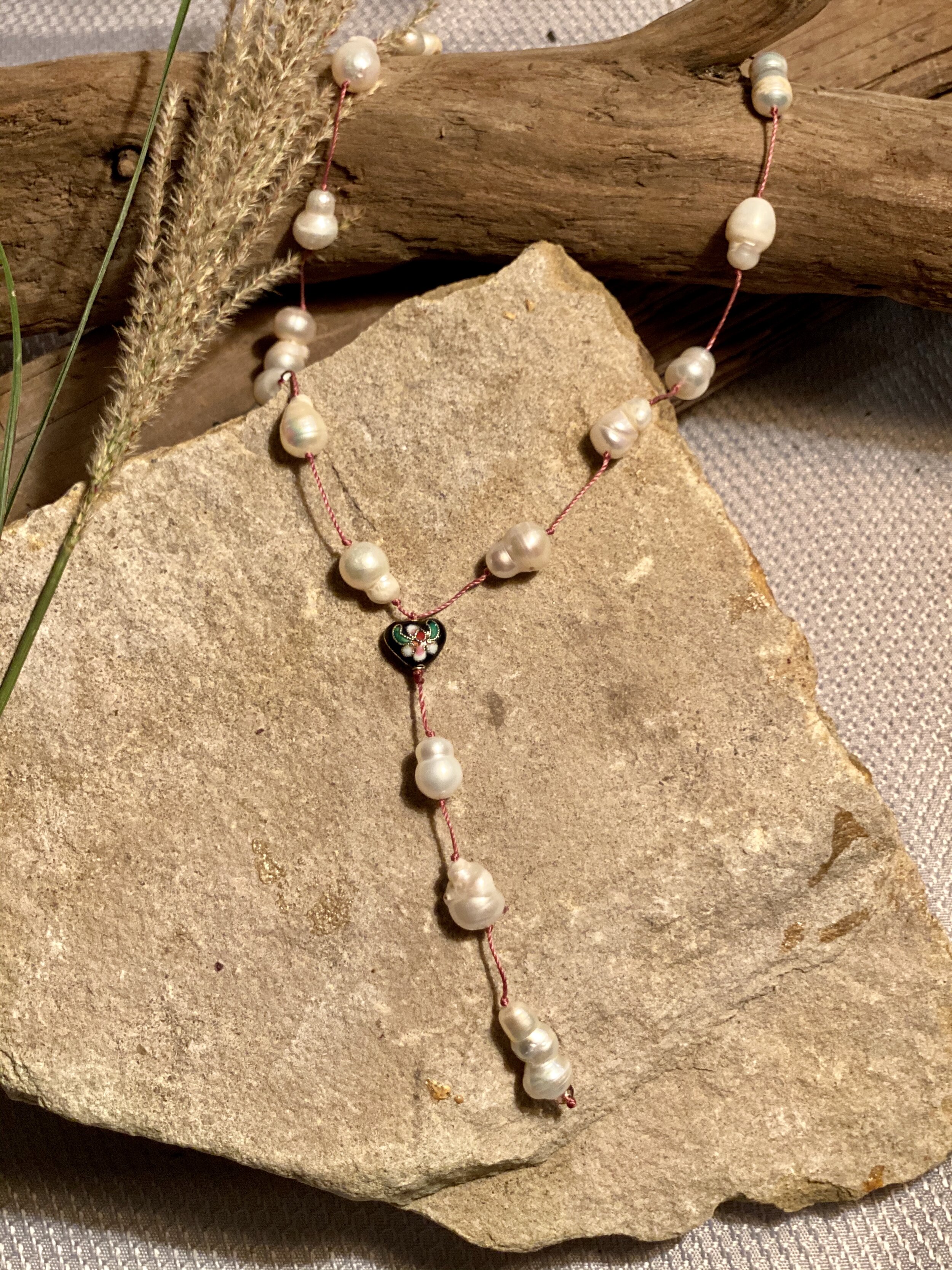  20” Lariat style freshwater peanut pearl necklace 