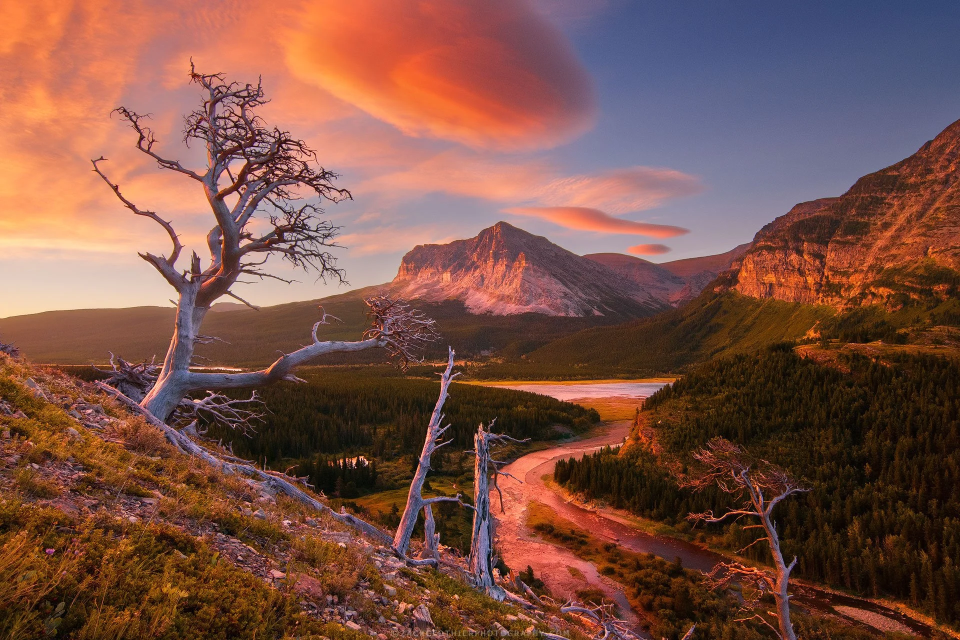 Crimson-Morning-Montana-Fine-Art-Nature-Print-Photography.jpg