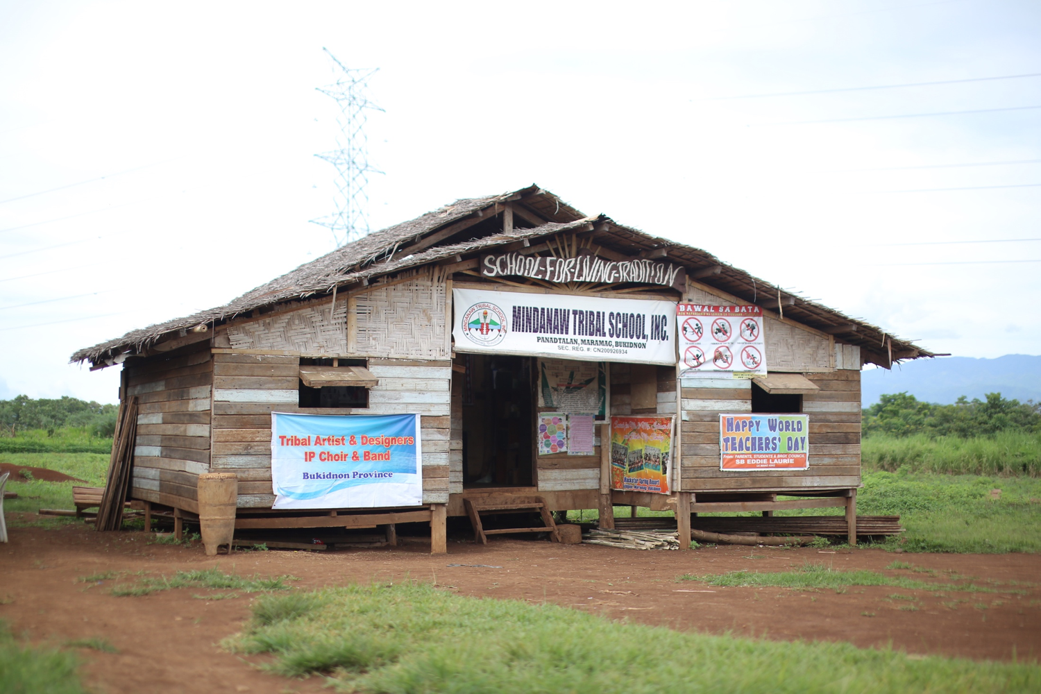schoolbuilding-sharemeadream.png