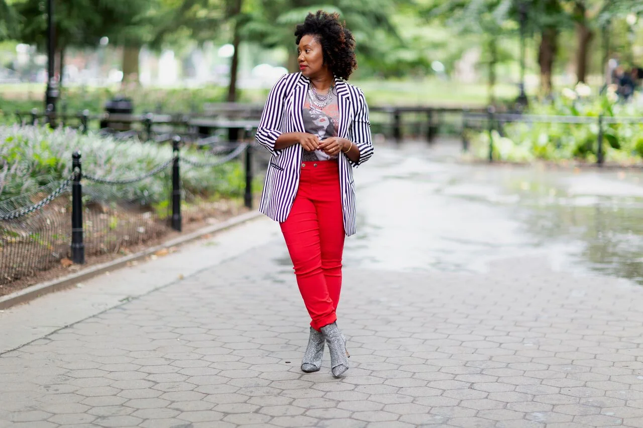 StripedBlazer-RedPants1.jpg