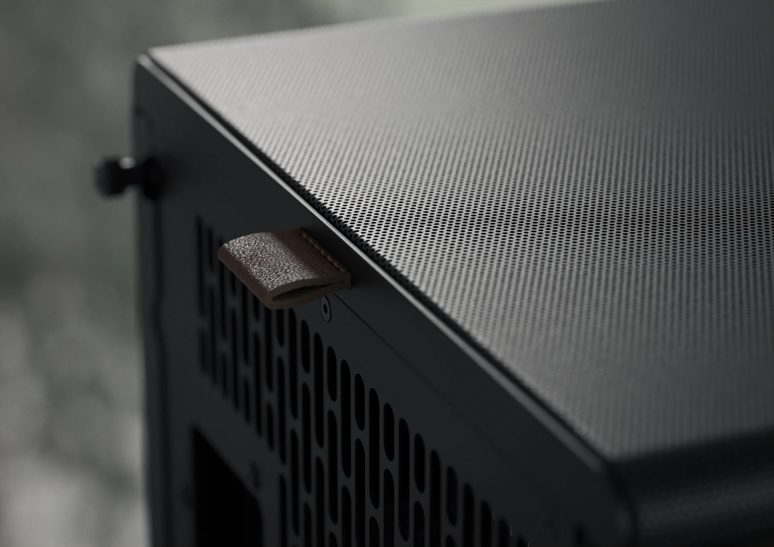 North_XL_FV_Charcoal_Ventilated_Performance-2560 copy.png