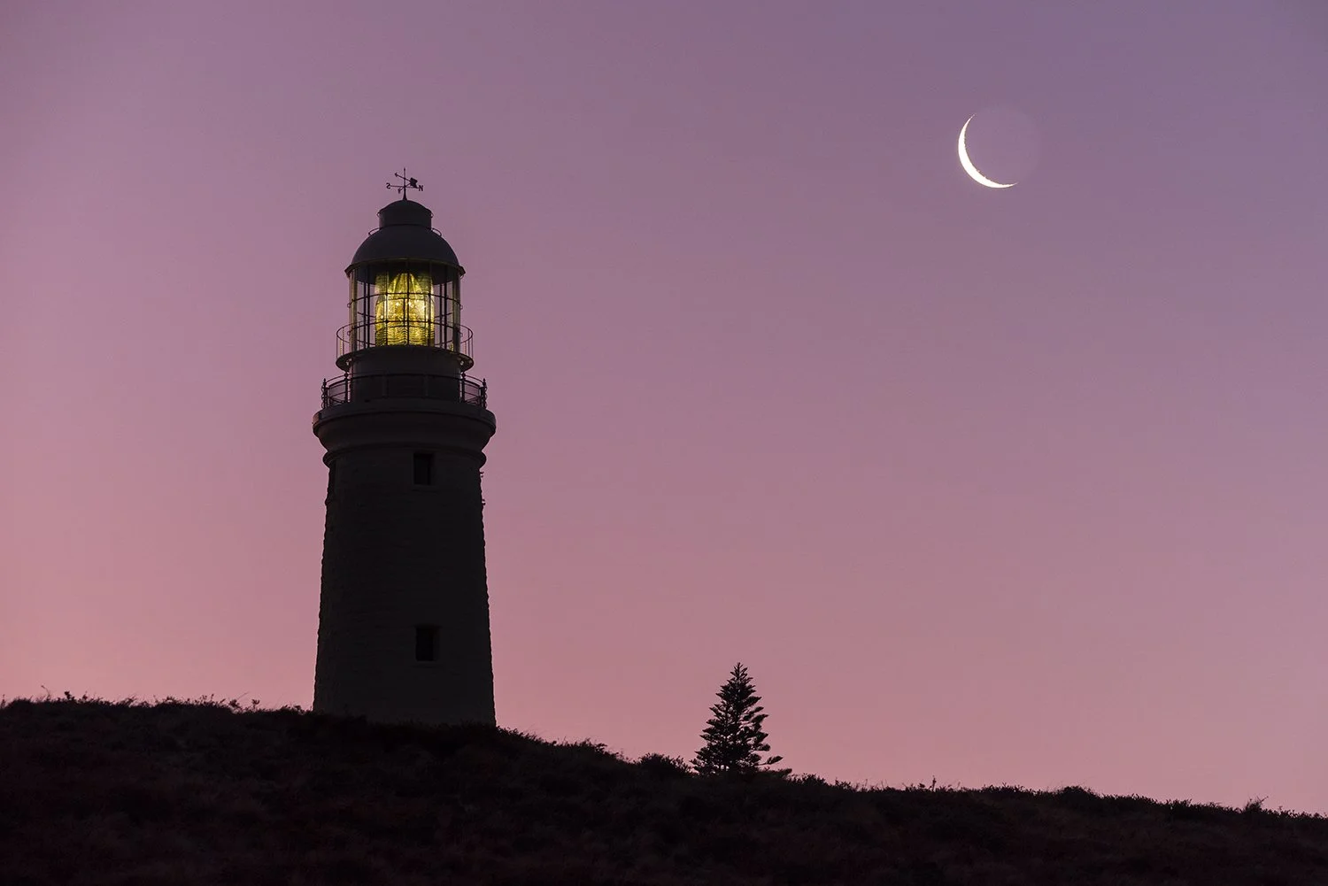 WADJEMUP LIGHTHOUSE - CRESCENT MOON.jpg
