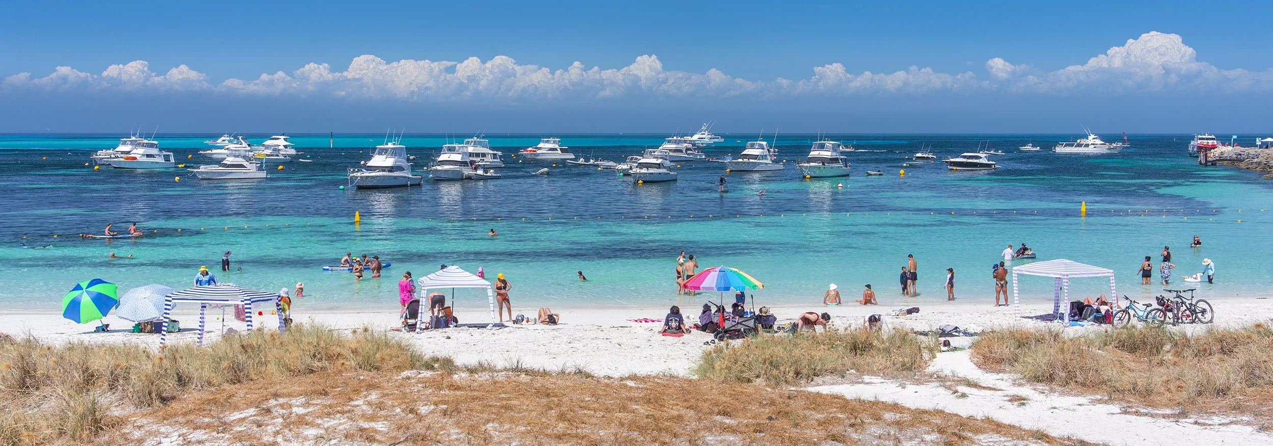 THOMSON BAY - AQUA FUNPARK.jpg