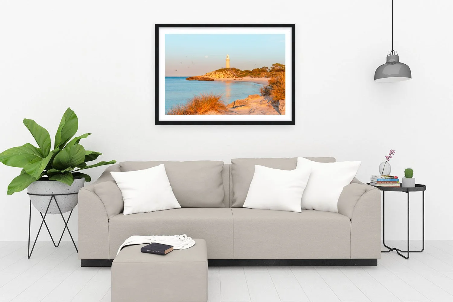 PINKY BEACH - THE ICONIC BLACK.jpg