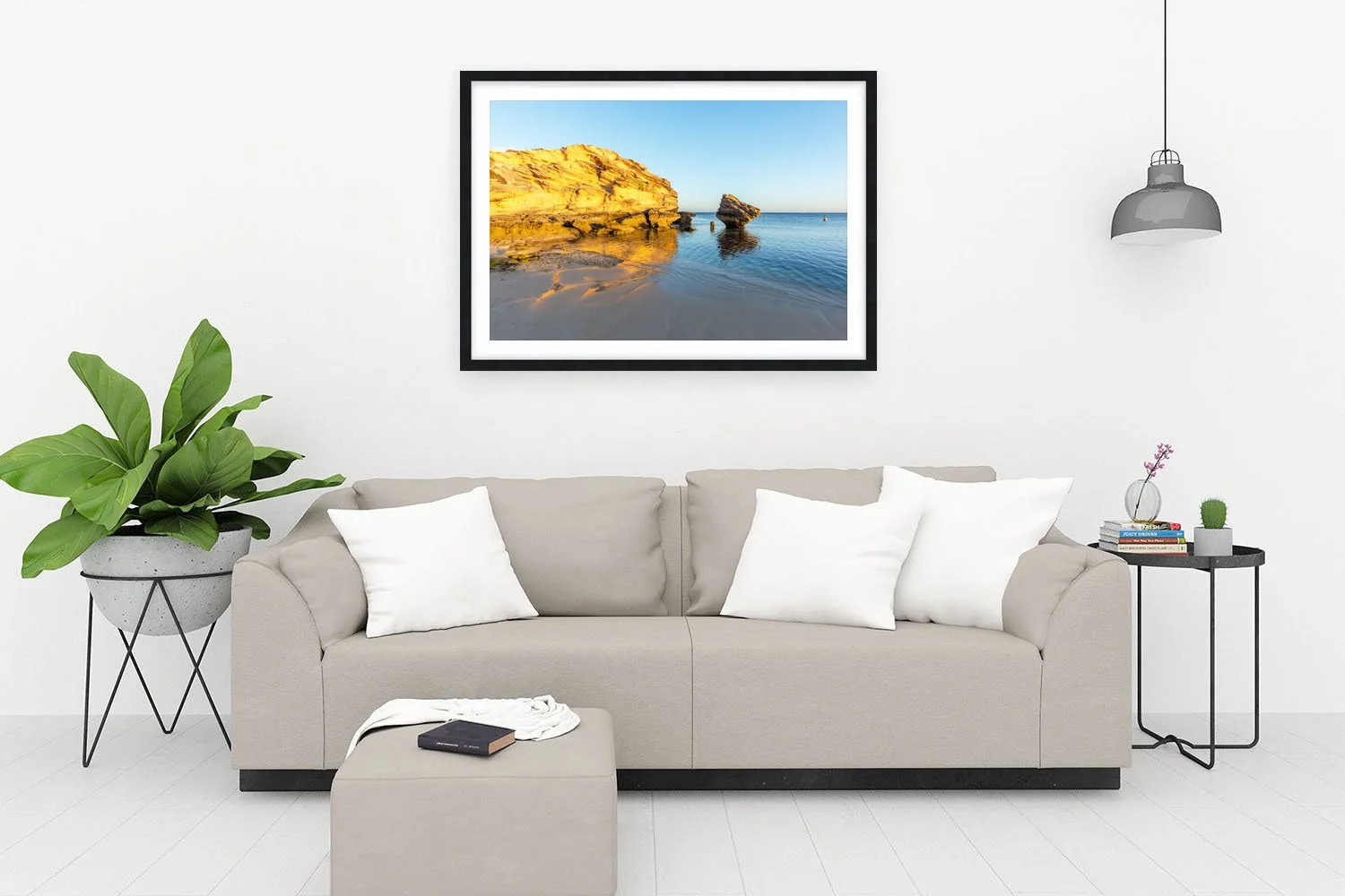 LITTLE CATHERINE BAY - GOLDFINGER BLACK.jpg