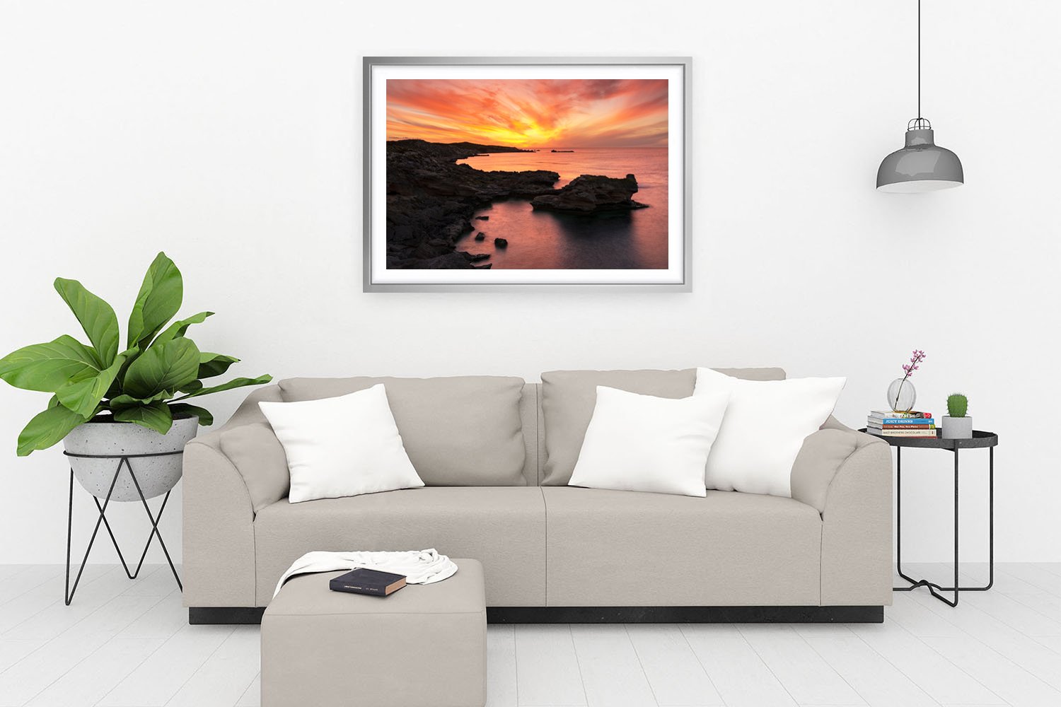 NORTH POINT - SILHOUETTES SILVER.jpg