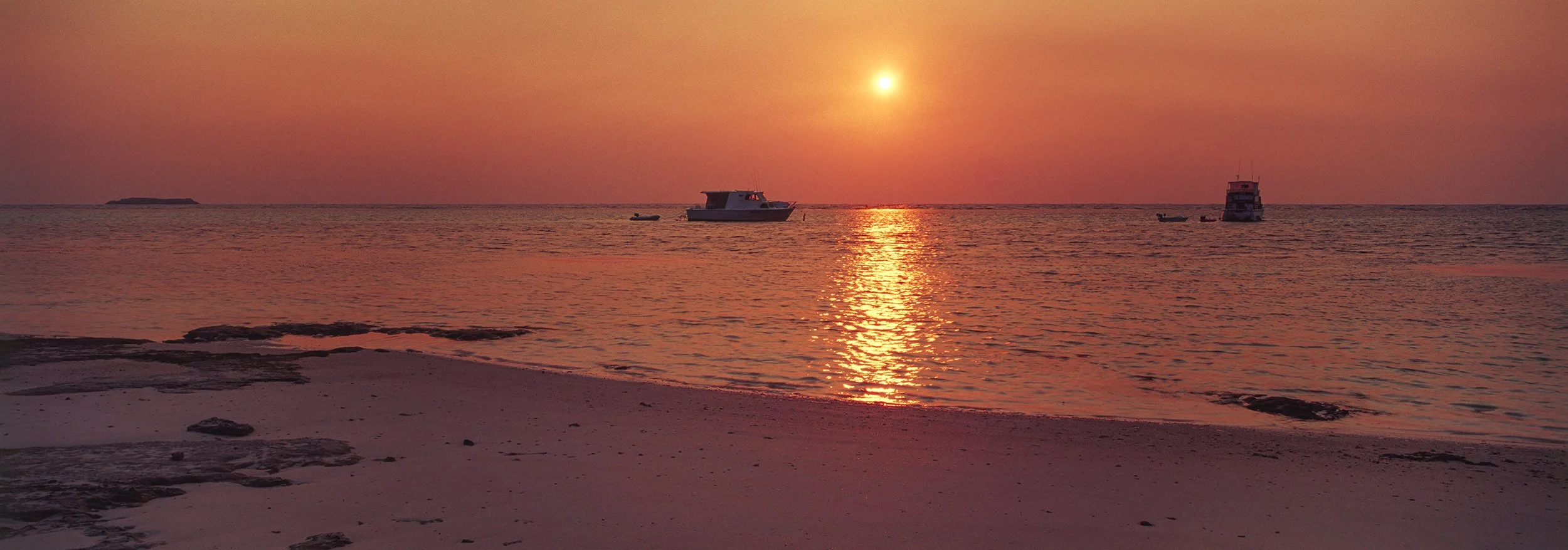 PARKER POINT - EXPAND YOUR HORIZONS.jpg