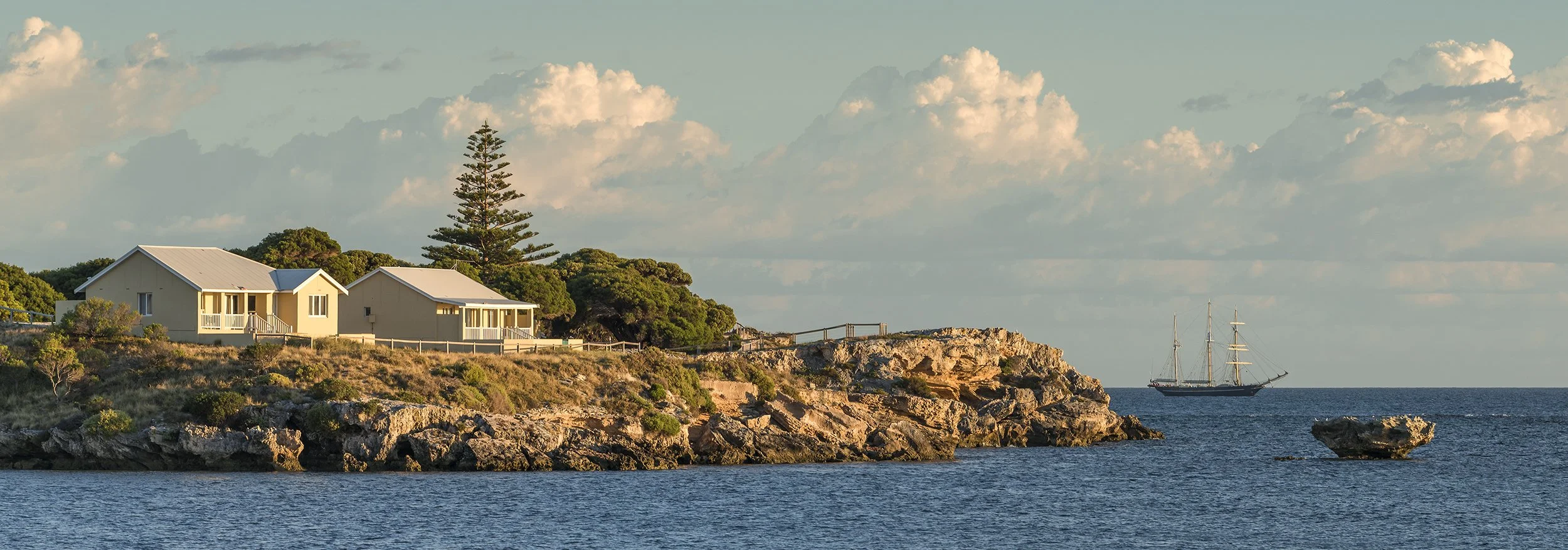 THOMSON BAY - KITSON AND COLEBATCH.jpg