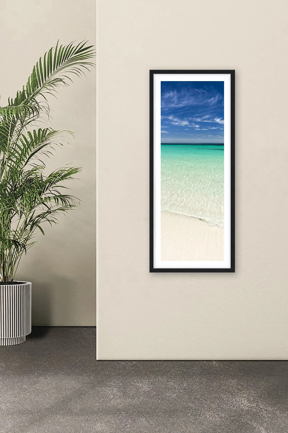 STRICKLAND BAY - SHOREBREAK BLACK.jpg