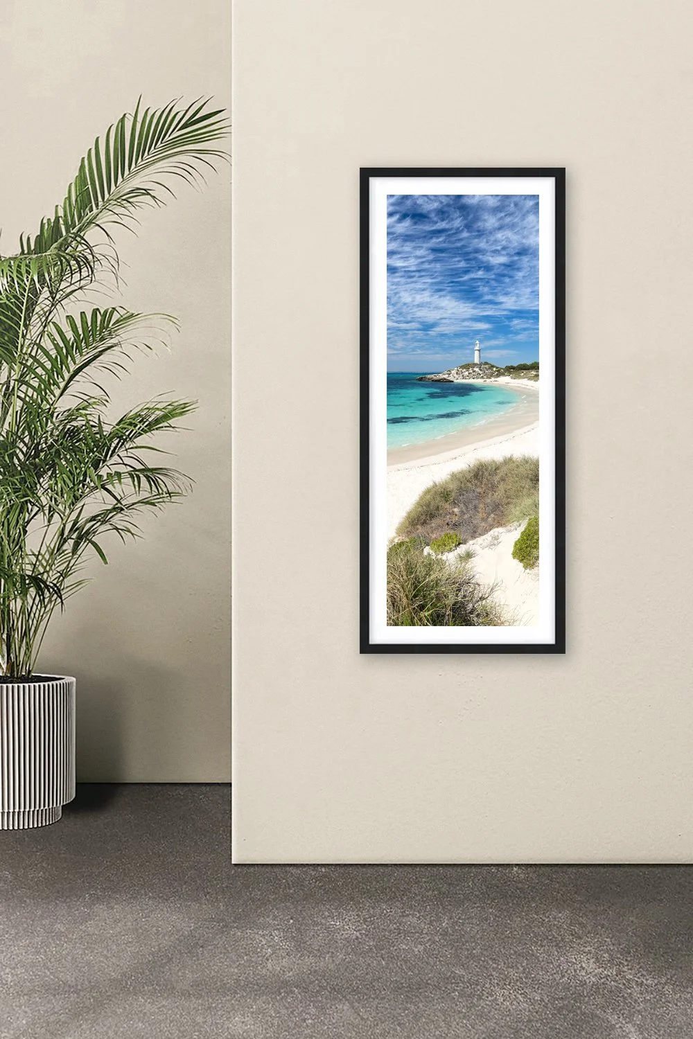 PINKY BEACH - PICTURE PERFECT VERTICAL BLACK.jpg