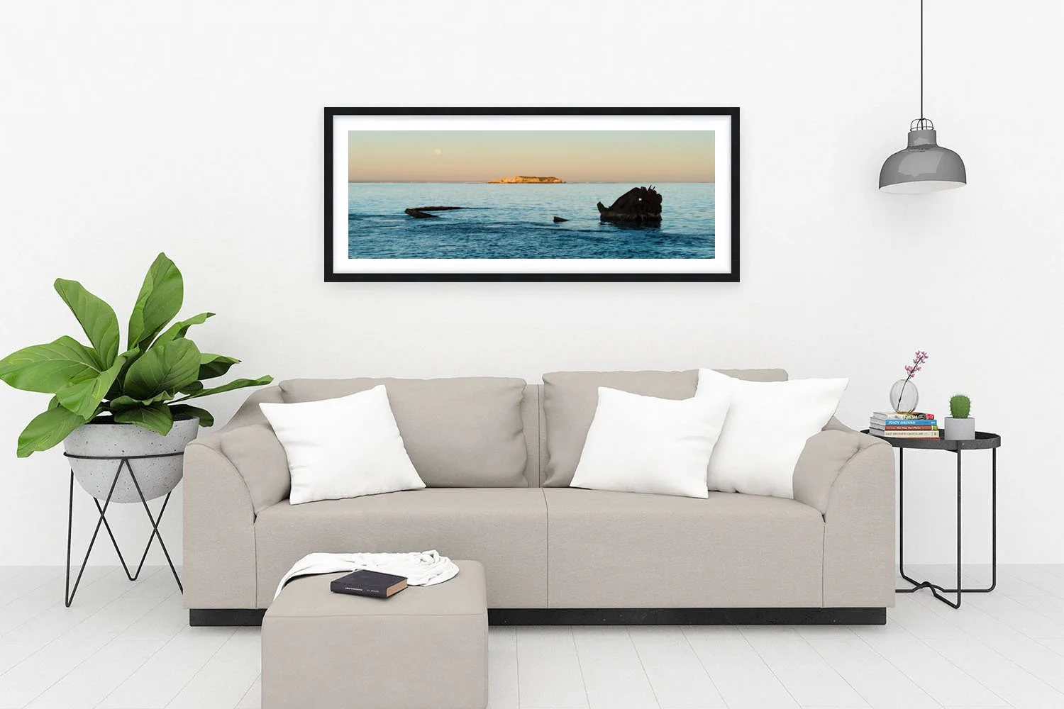 HENRIETTA ROCKS - THE SHARK SHADOW BLACK.jpg