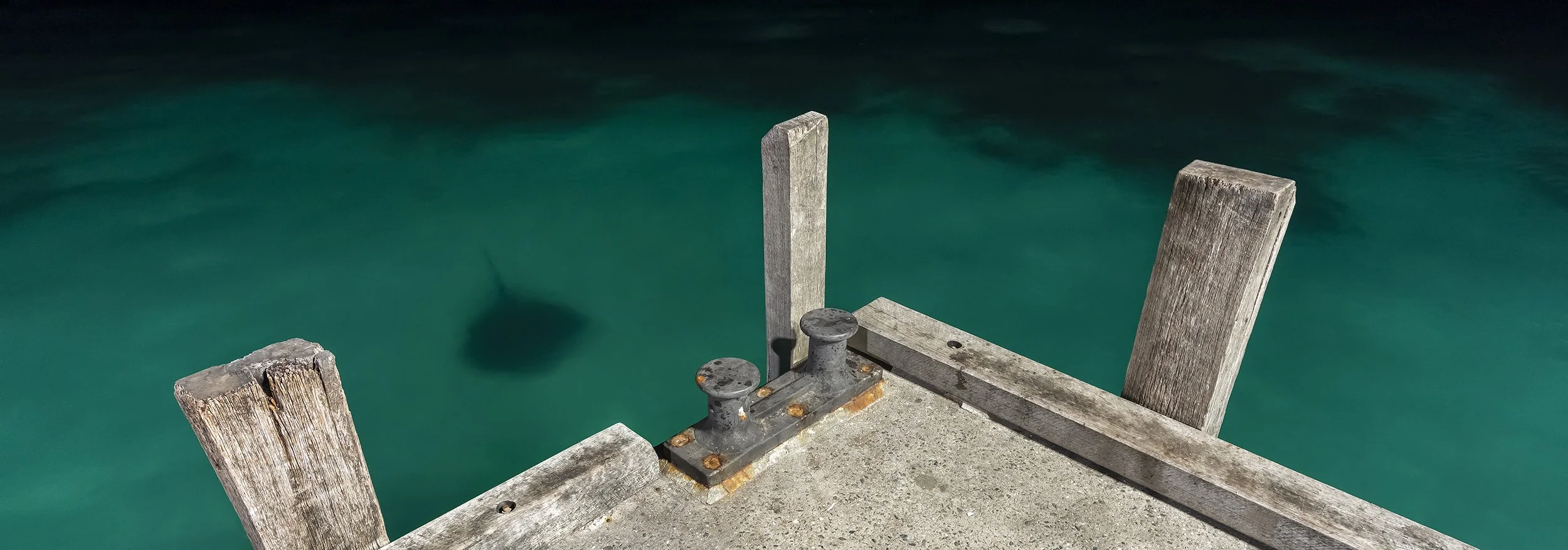 MAIN JETTY - NIGHT RAYS.jpg