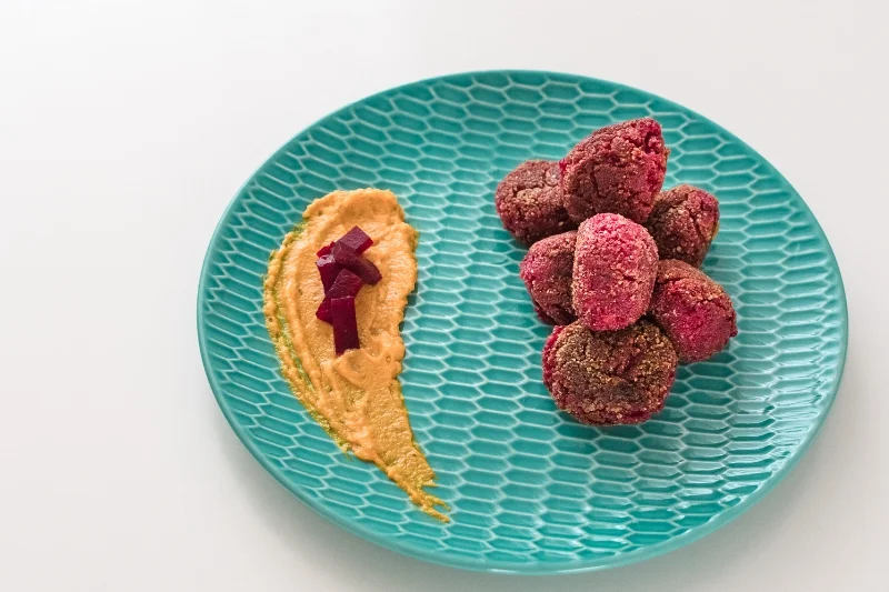 34. Beetoroot Falafel - fine.jpg