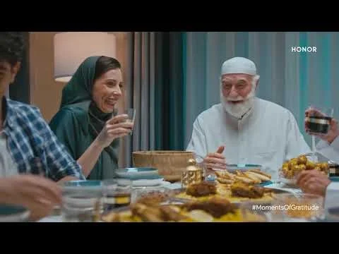 Moments of Gratitude | HONOR