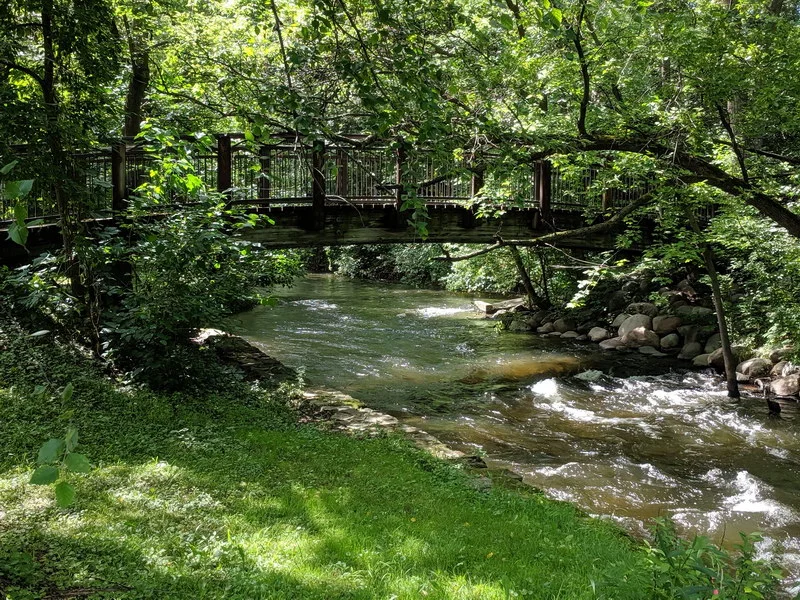 Attractive footbridge over Minnehaha Creek
