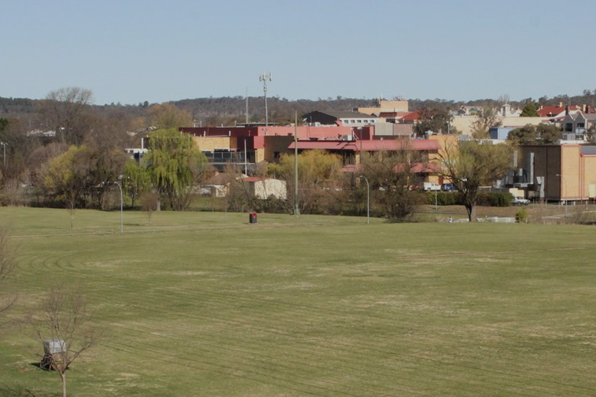03.jpg