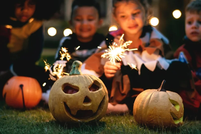 Halloween_children_rawpixel-798161-unsplash.jpg
