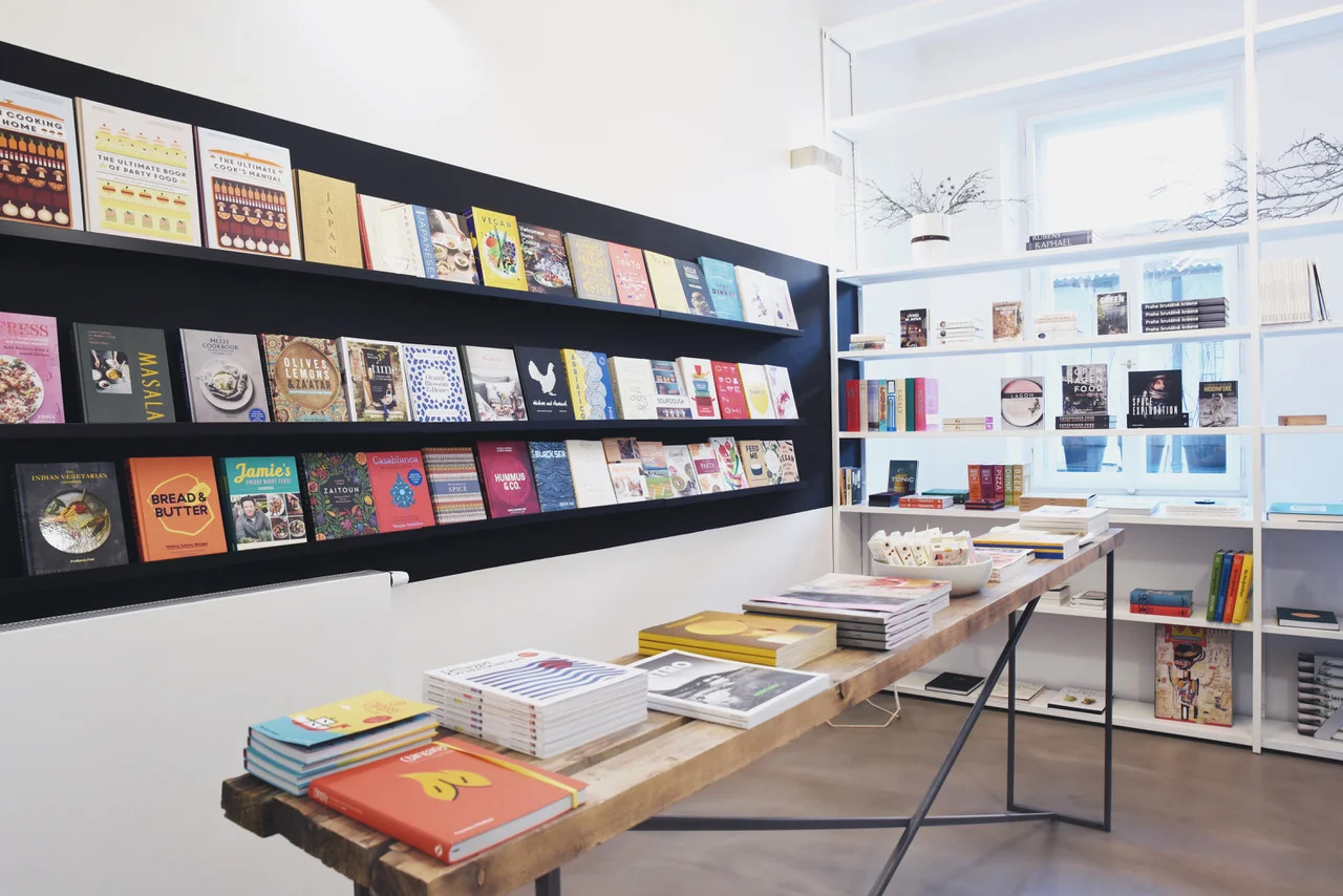 Manifesto-Market-Book-Therapy-1.jpg