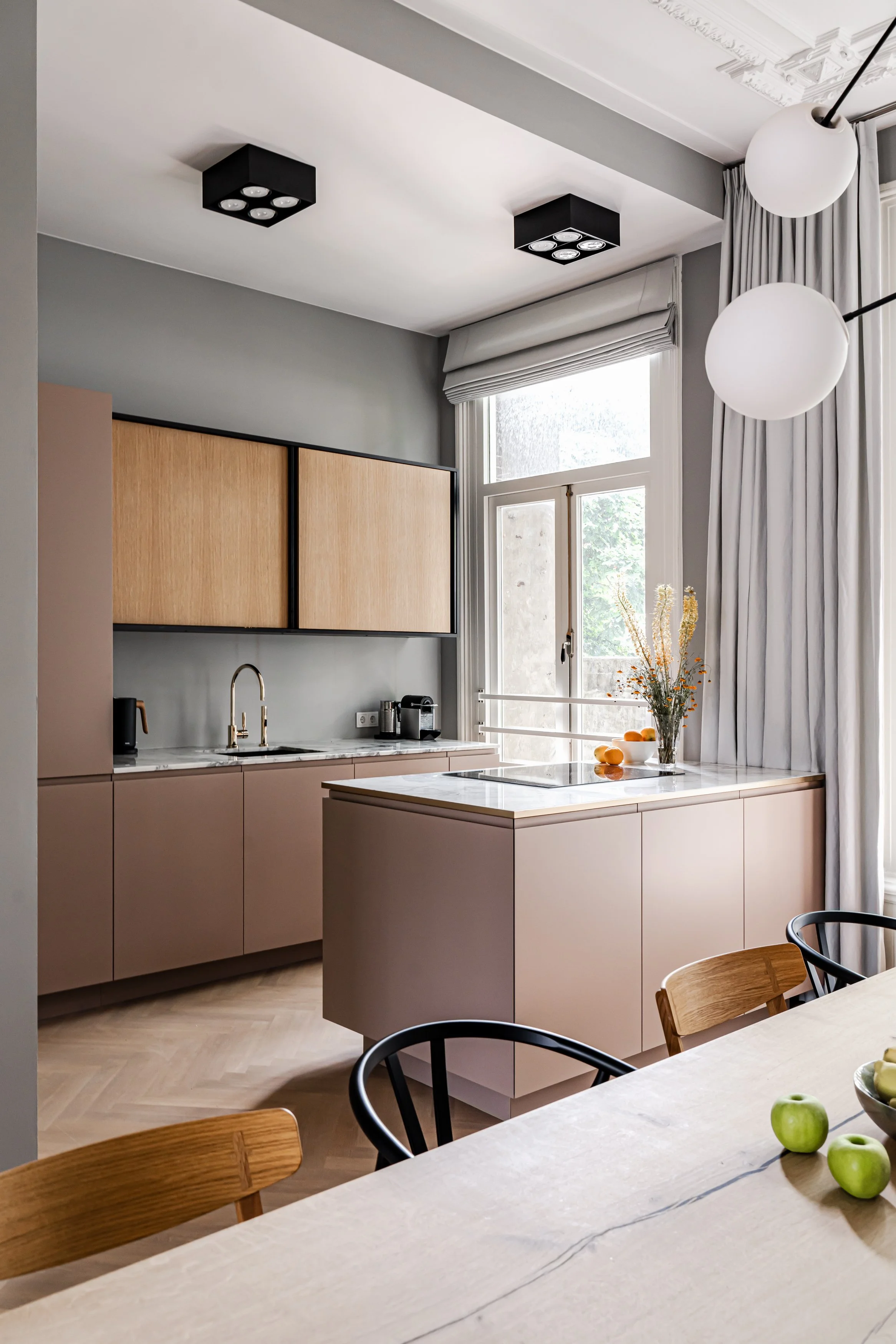  Collaboration with bfs d - Photographer: Robert Dodd 