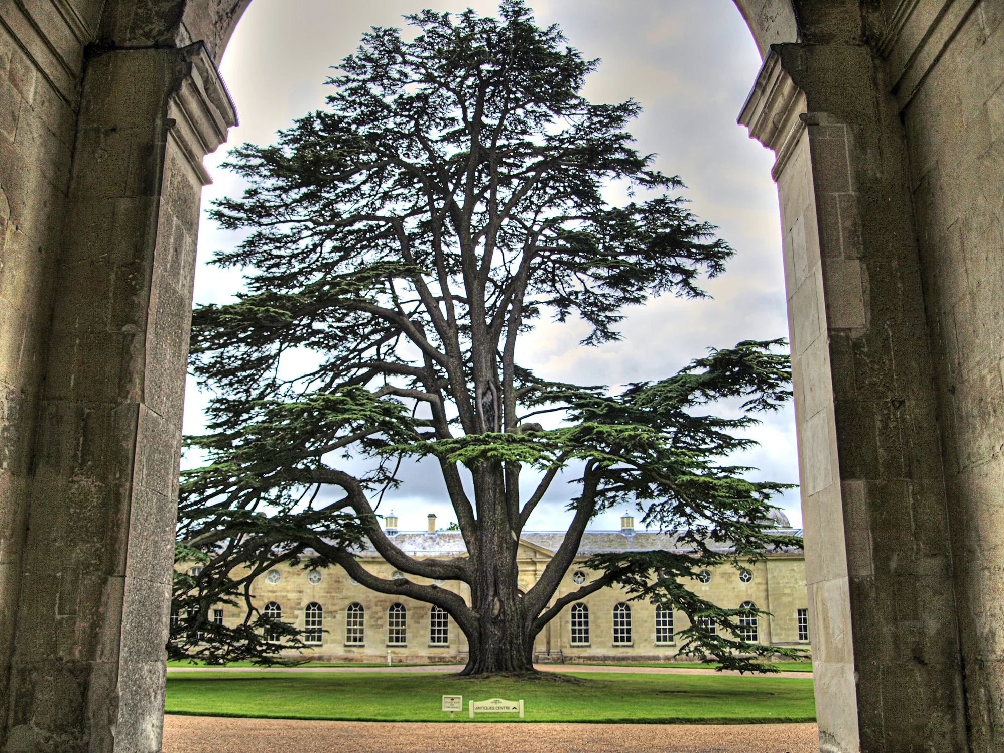woburn_arch.jpg