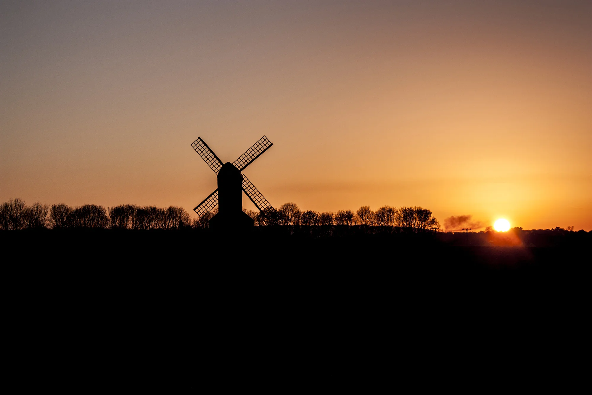 windmill silhouette.jpg