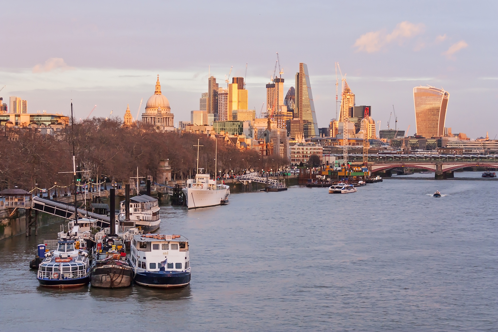 london winter skyline.jpg