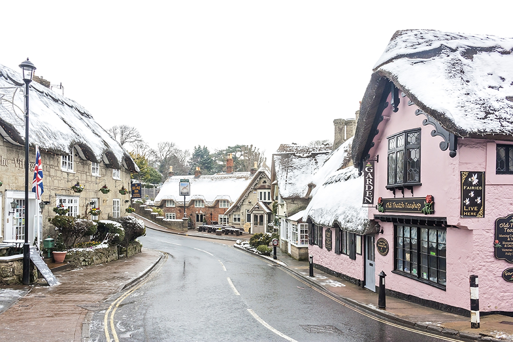 shanklin old village snow.jpg