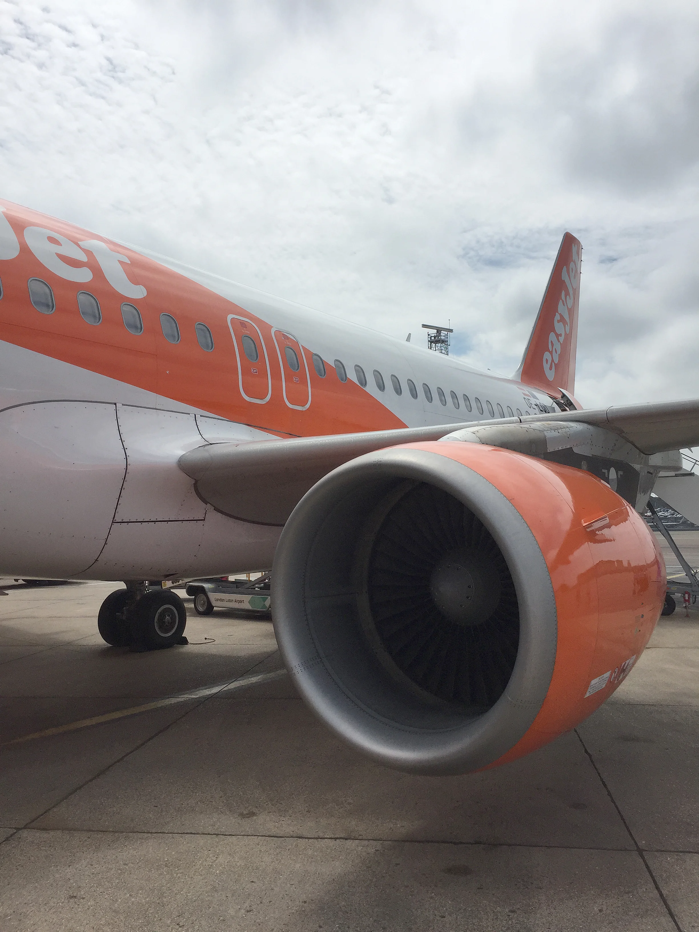 easyjet_4.jpg