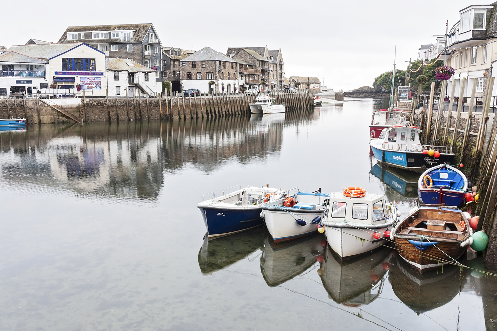 looe harbour reflections_6.jpg