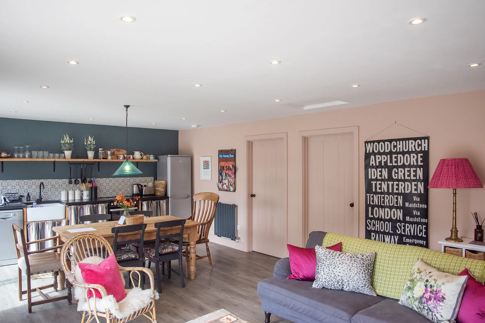kingfisher lodge interior.jpg