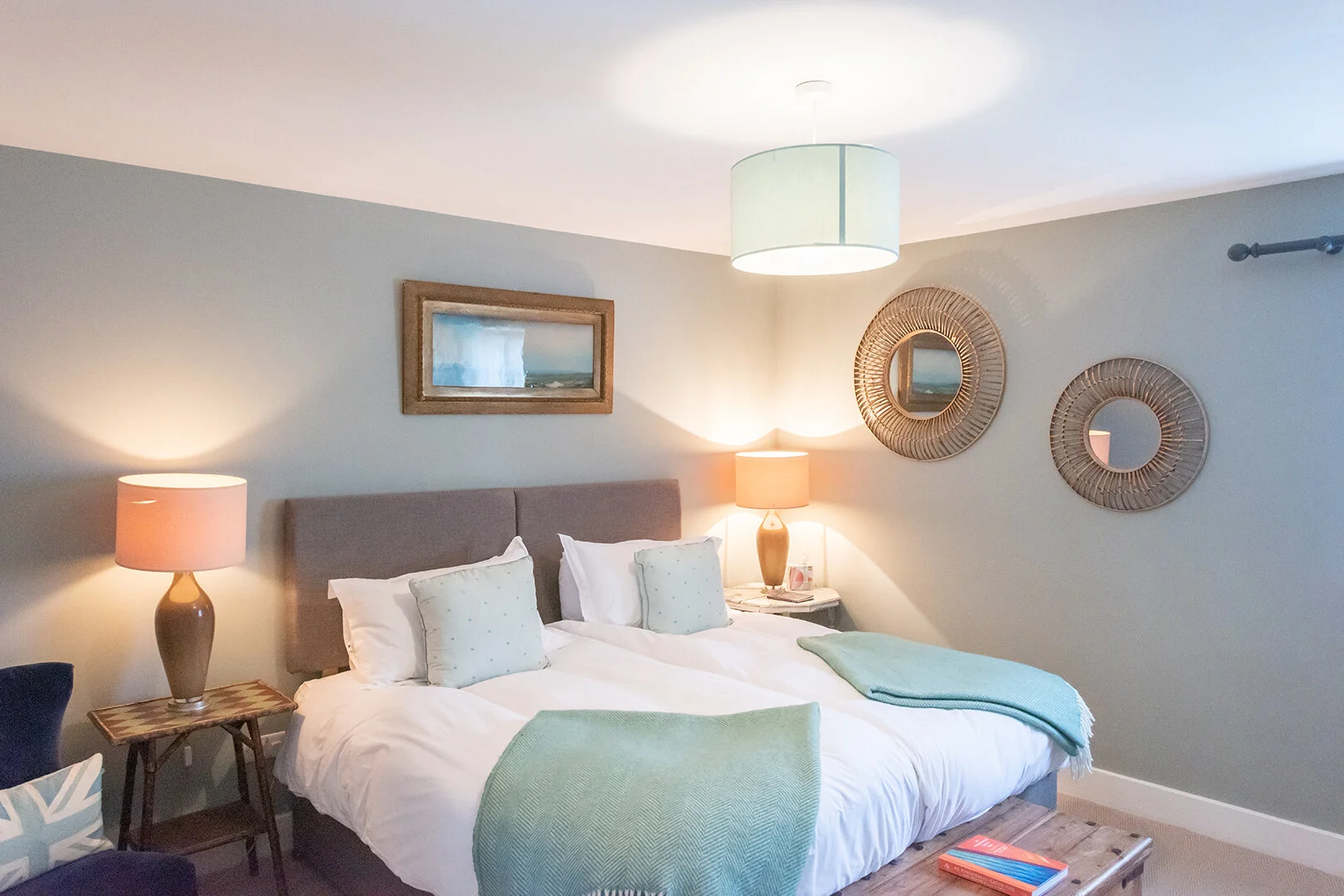 kingfisher lodge bedroom.jpg