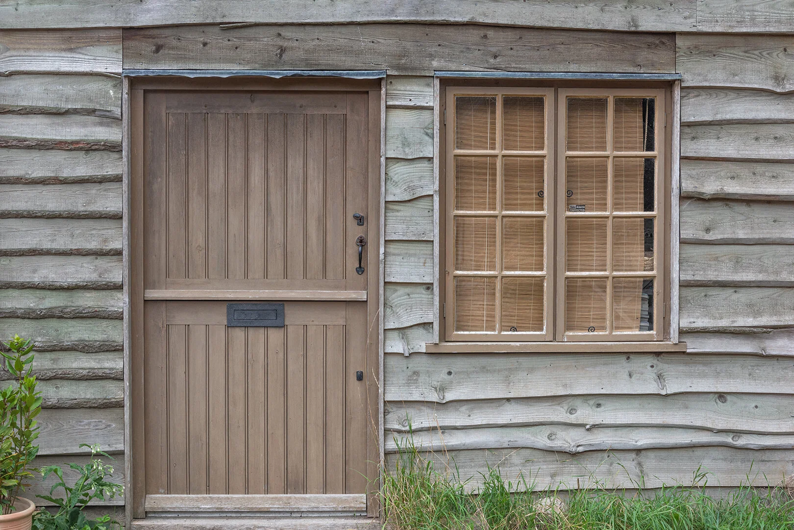 steps barn exterior.jpg