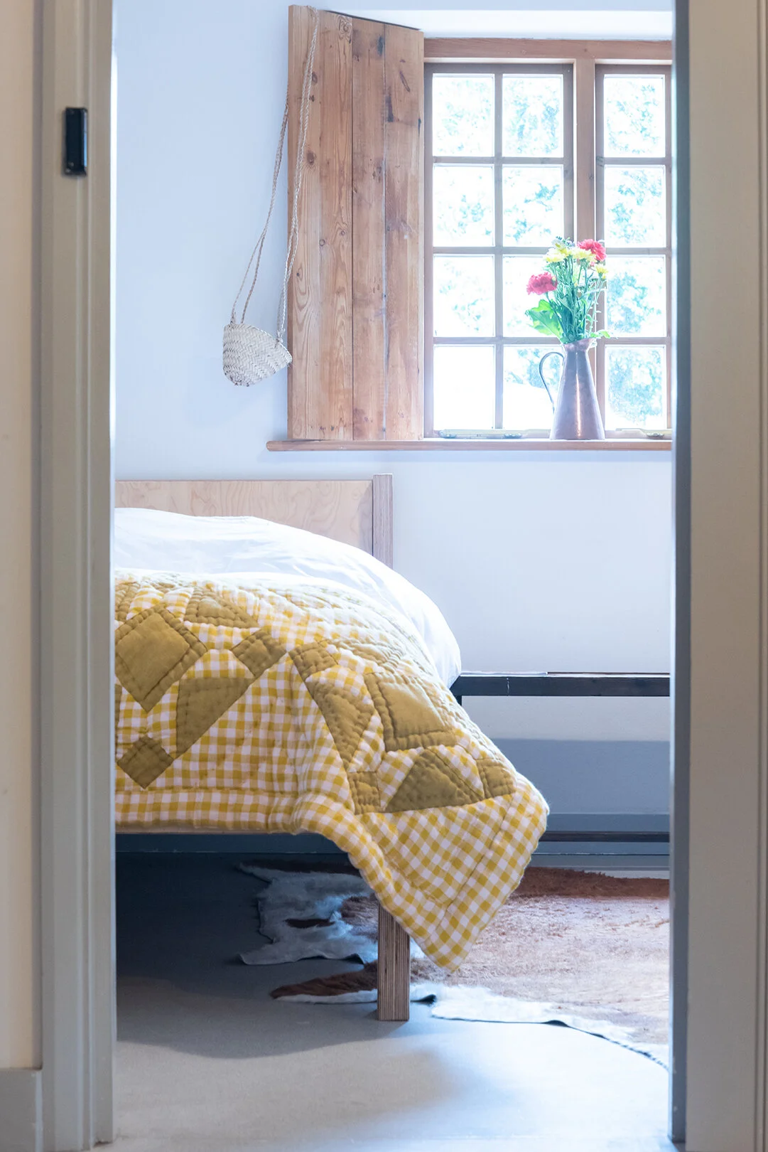 steps barn bedroom_4.jpg