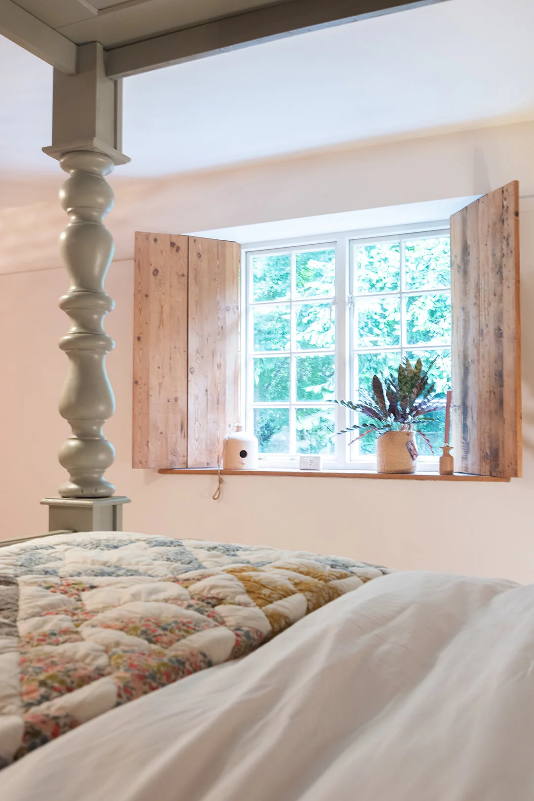 steps barn four poster_3.jpg